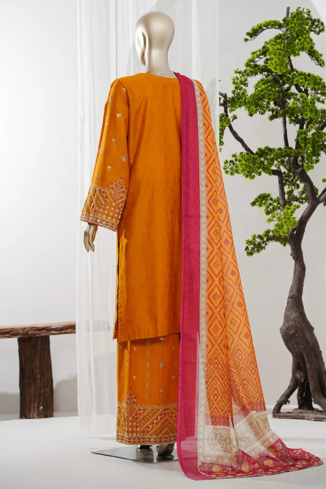 BINSAEED JAQUARD 3PC STITCHED EMBROIDED LAWN ARTICLE